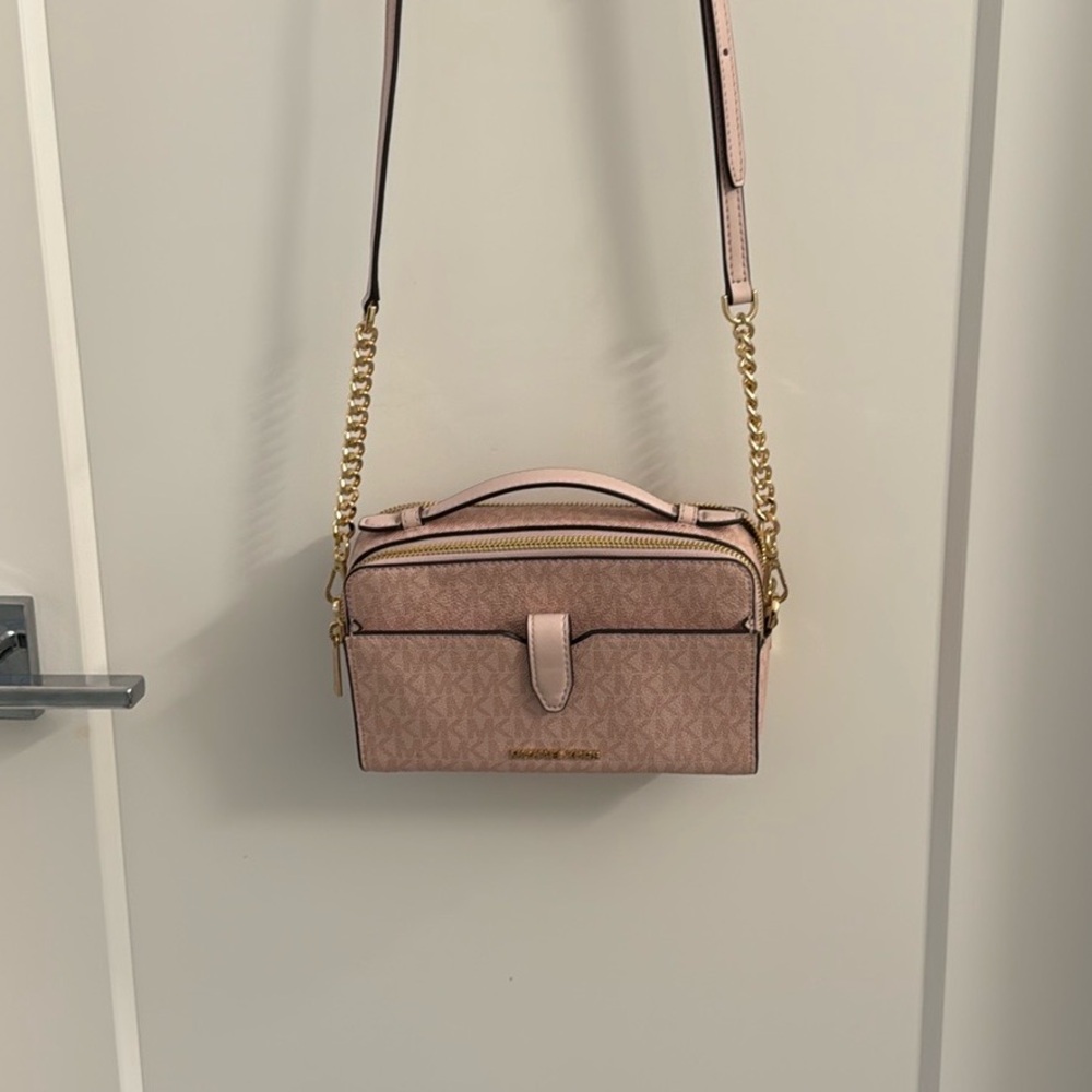 MICHAEL KORS JET SET MEDIUM DOUBLE ZIP CROSSBODY